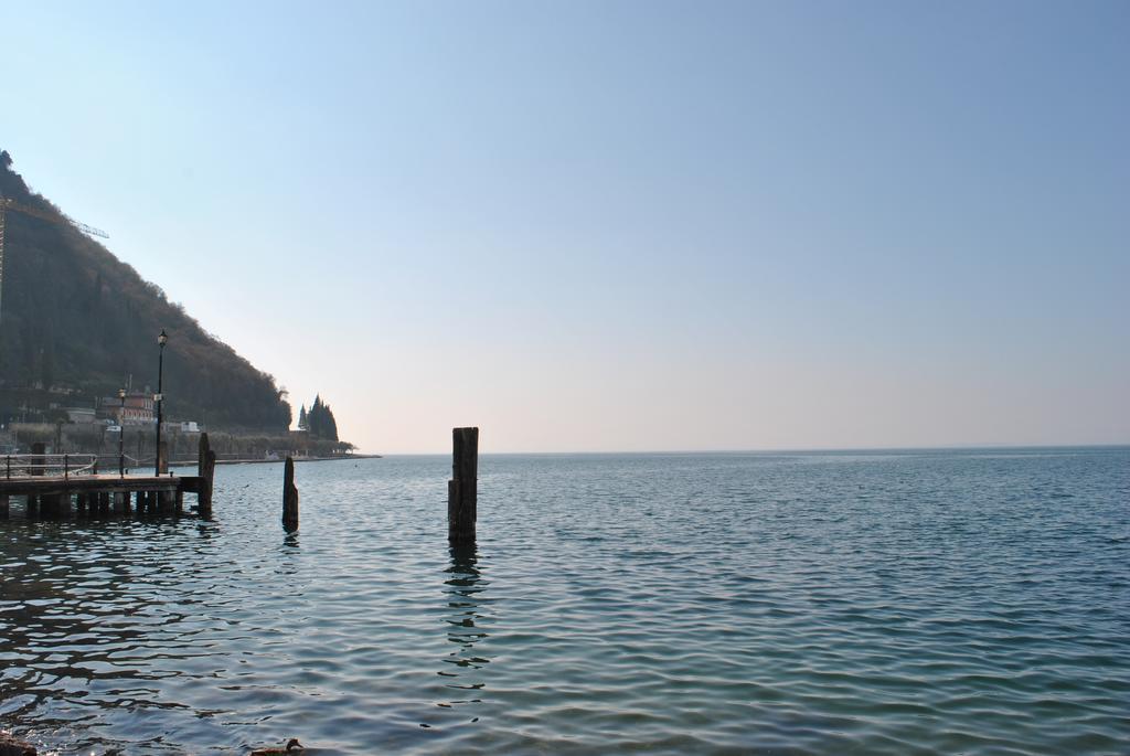 Appartamenti Del Borgo Garda  Buitenkant foto
