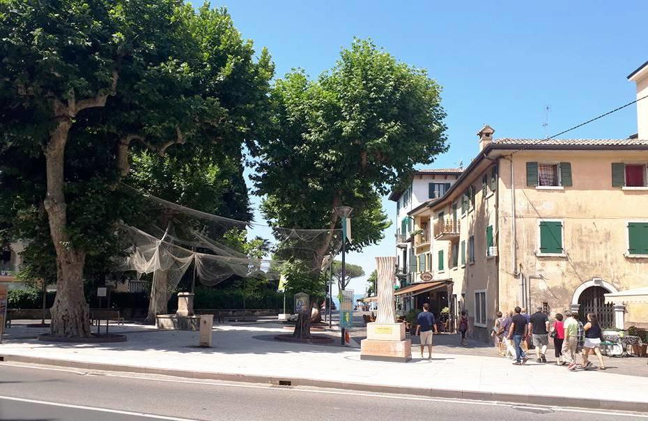 Appartamenti Del Borgo Garda  Buitenkant foto