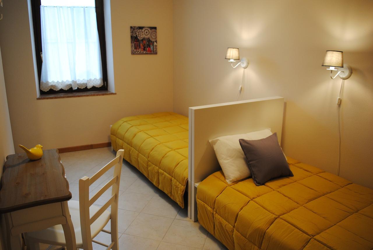 Appartamenti Del Borgo Garda  Buitenkant foto