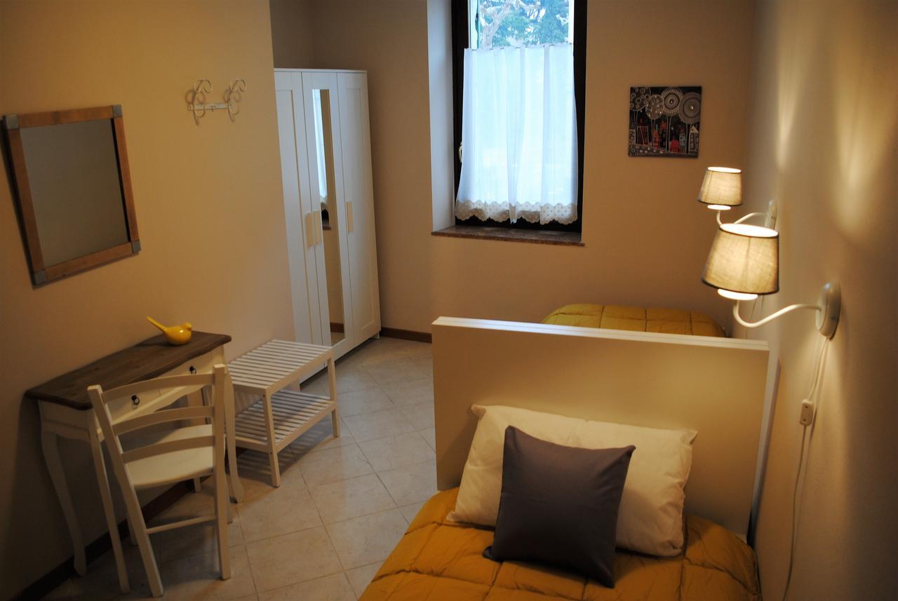 Appartamenti Del Borgo Garda  Buitenkant foto